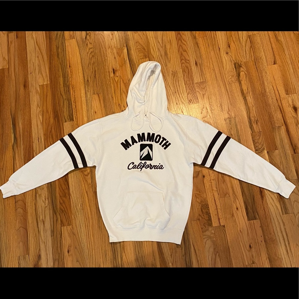 Outfitter Trading Co Mammoth CA Hoodie